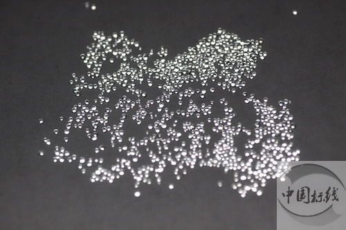 绵竹金属表面处理厂喷砂玻璃微珠清理
